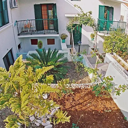 Studio Hvar 11589b Konukevi